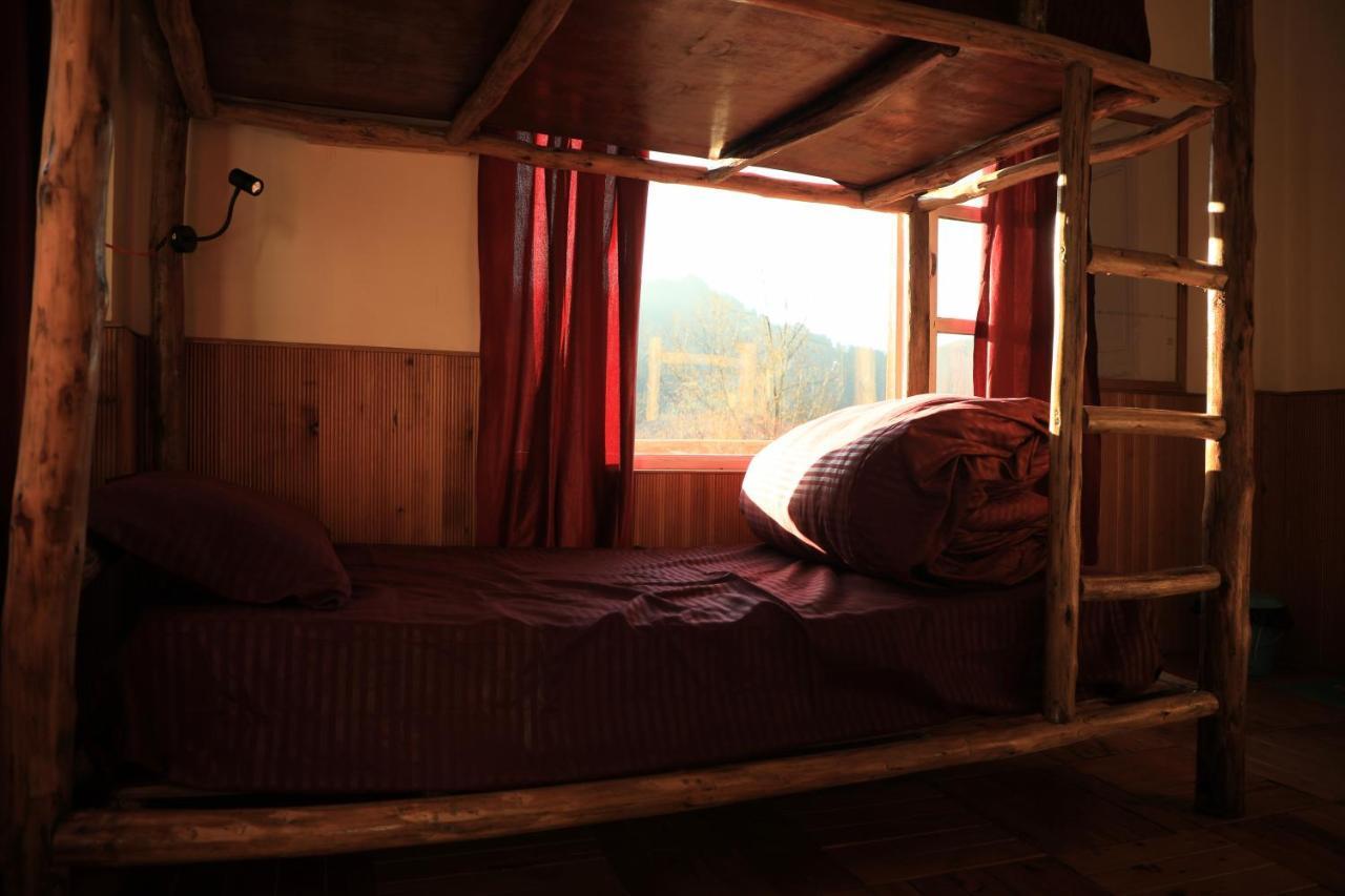 Odin Hostel Shoja Luaran gambar